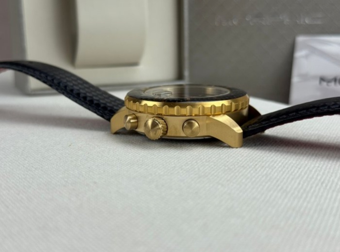 Morphic  / M51 / MPH5102 / Gold