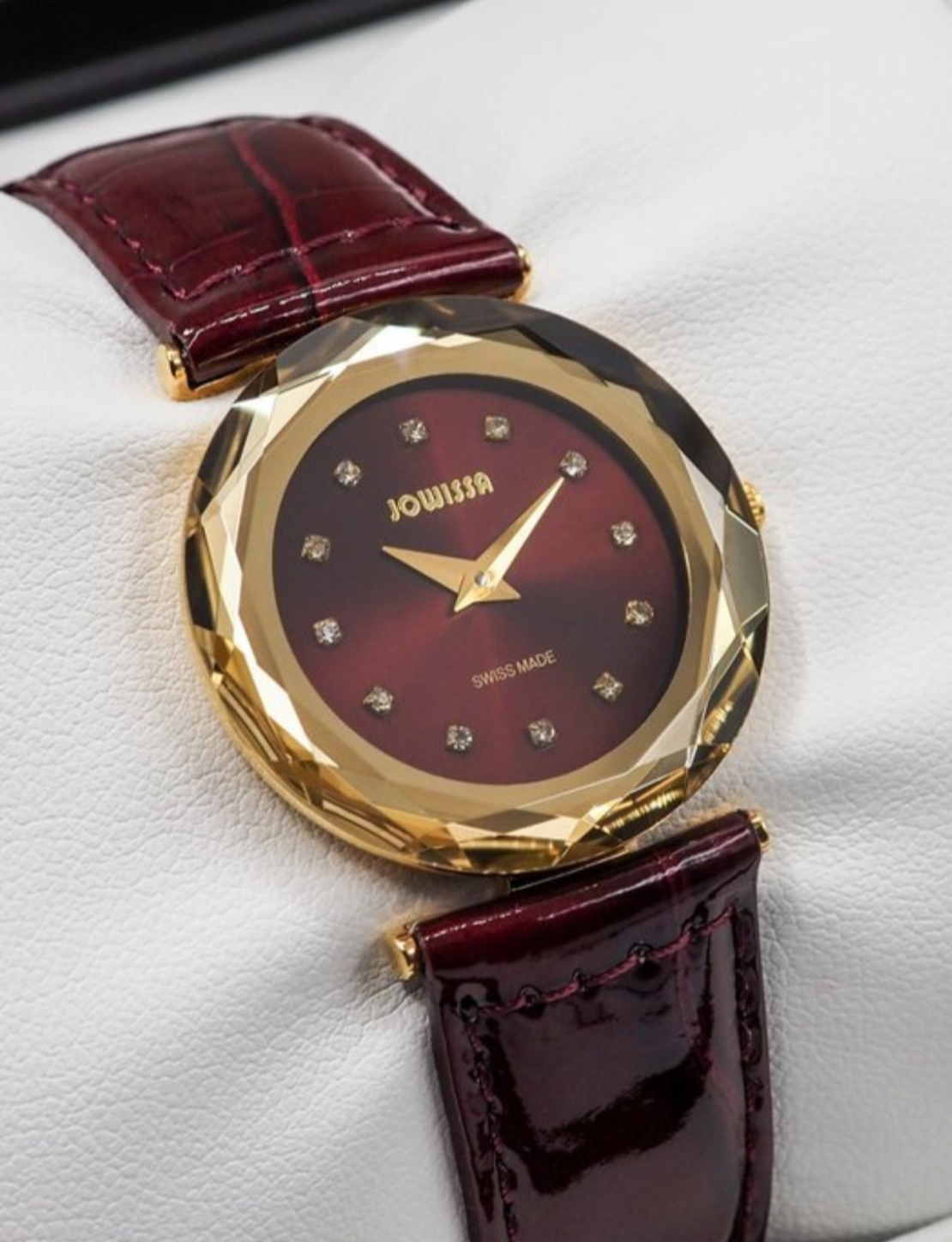 Jowissa Faced Sapphire Crystal Red