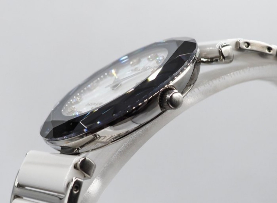 Jowissa Faced Sapphire Crystal White Ceramic