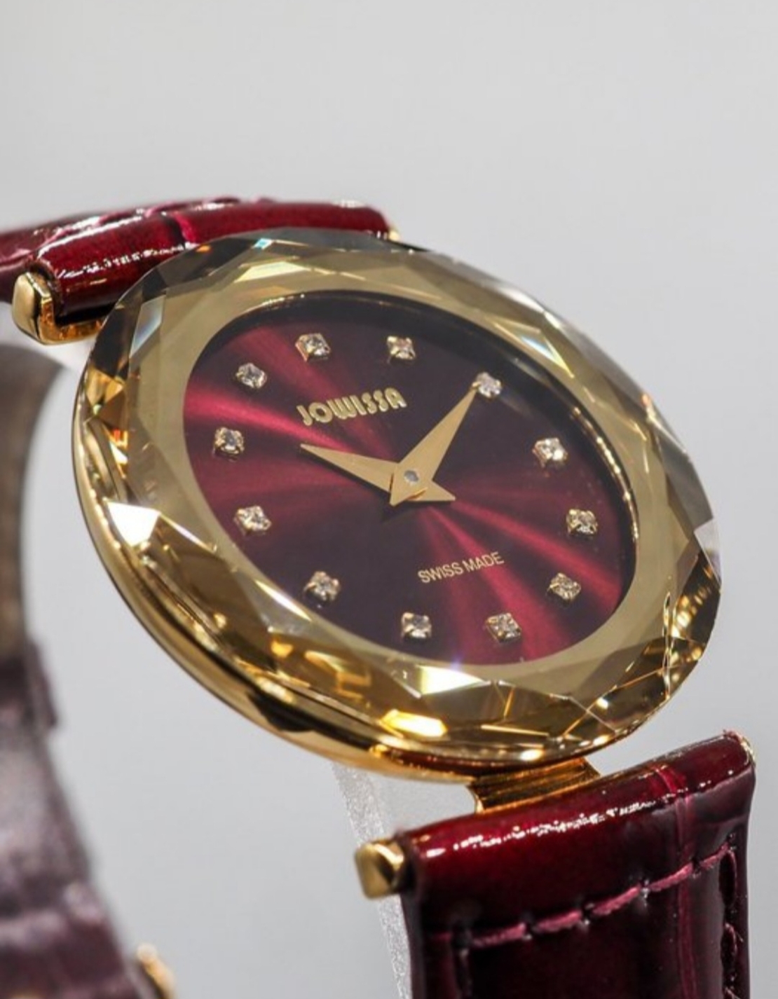 Jowissa Faced Sapphire Crystal Red