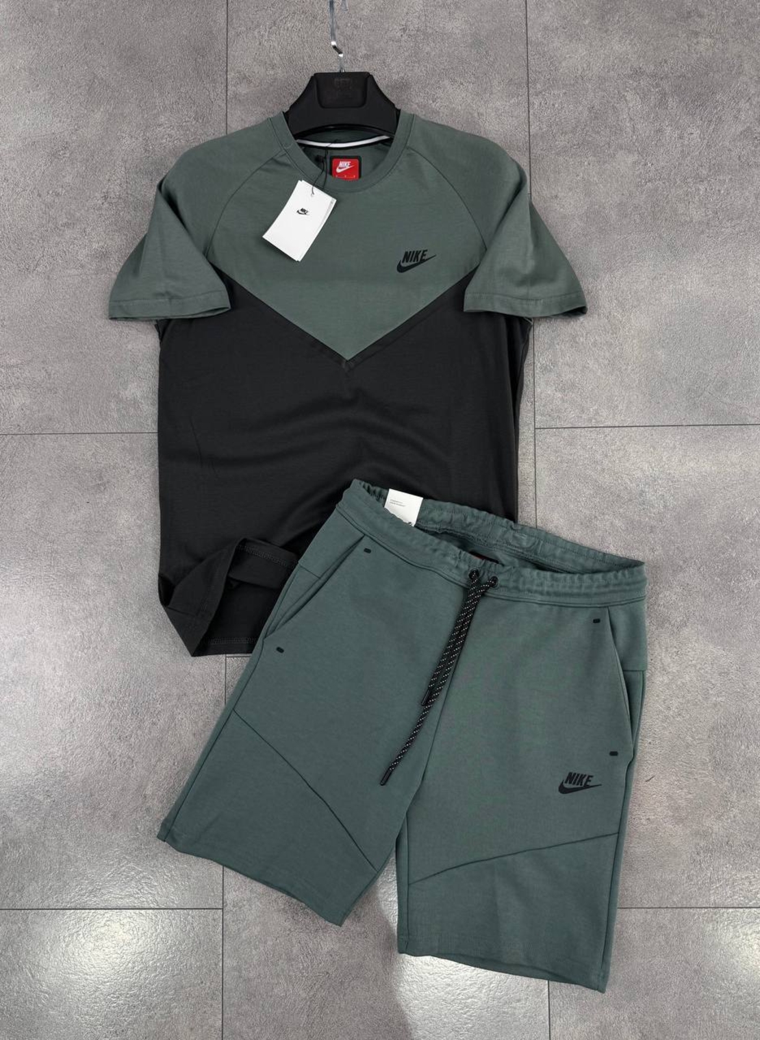 Мъжки Екип NK TCH Black/Green 2026