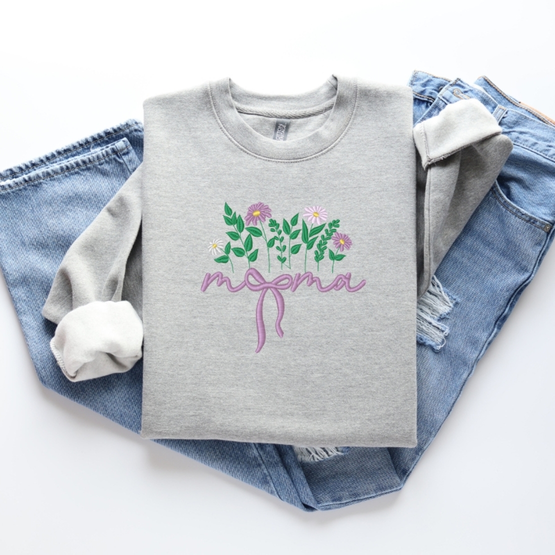 Суичър с бродерия 