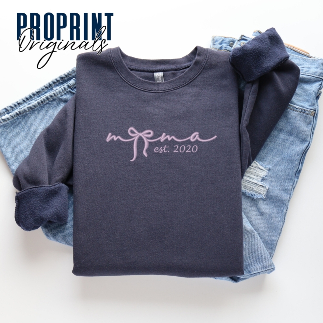 Суичър с бродерия 