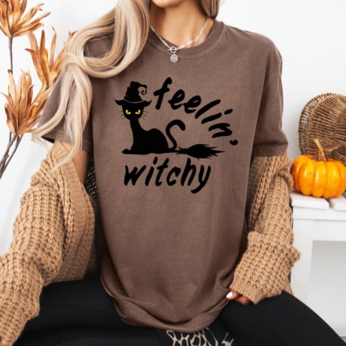 Тениска Feeling Witchy