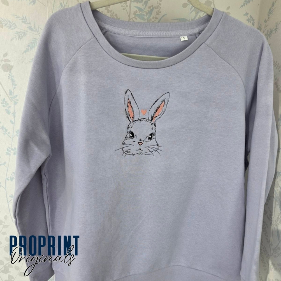 Дамски суичър с бродерия Зайче