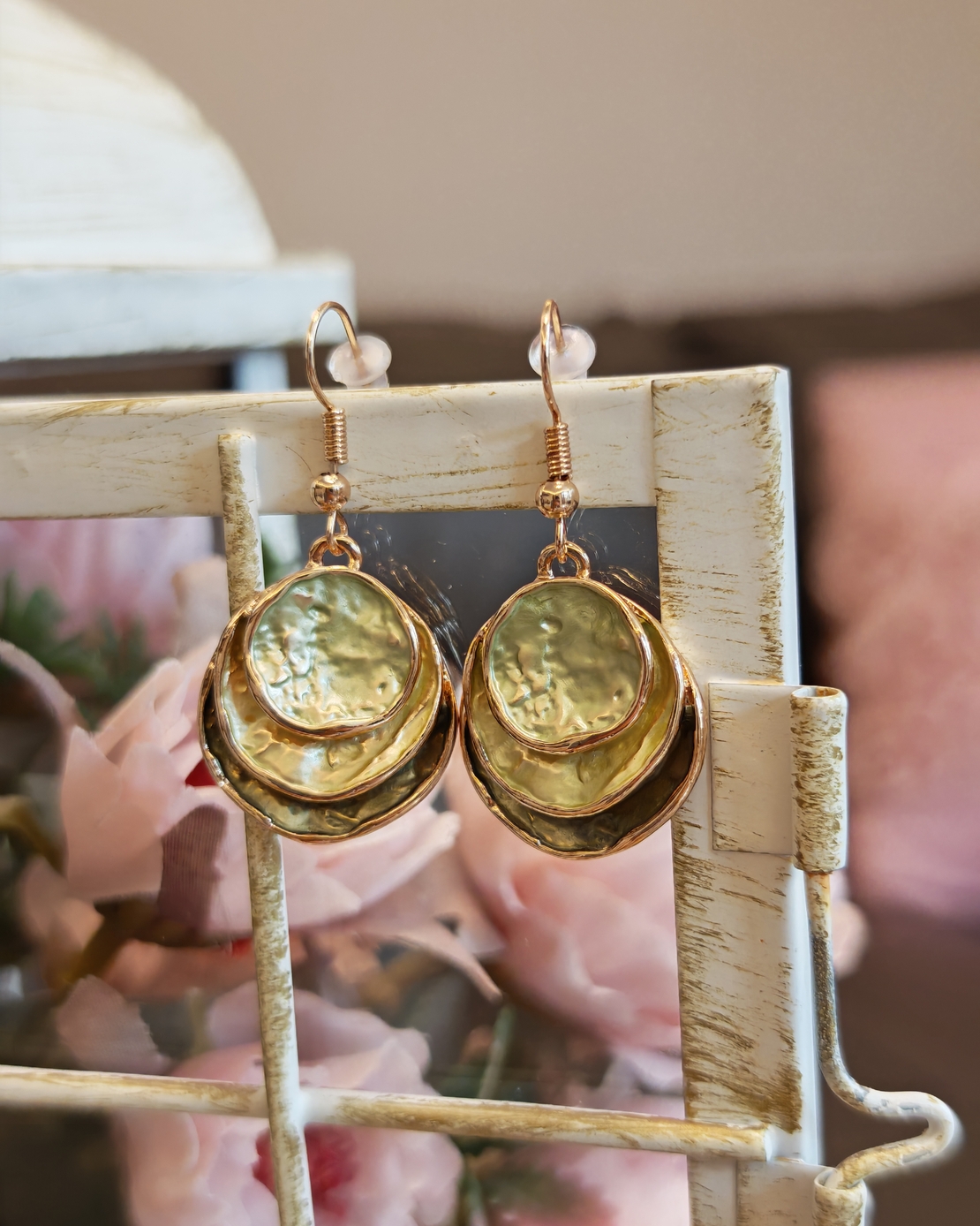 Дамски обици