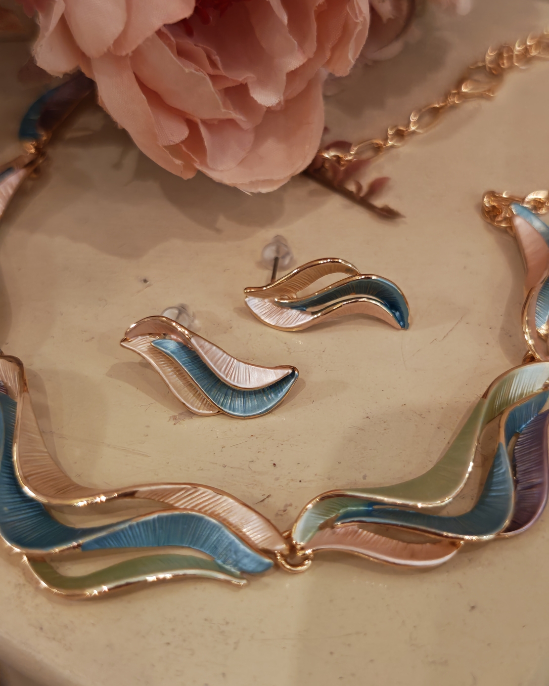 Дамски комплекти