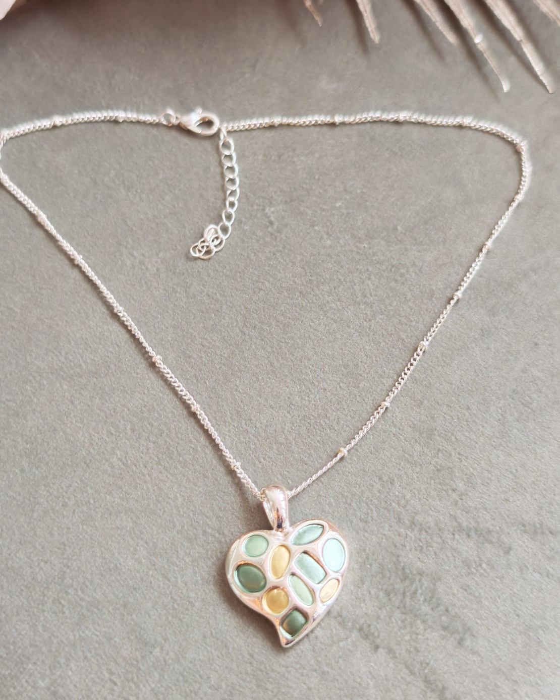 Колие с медальон