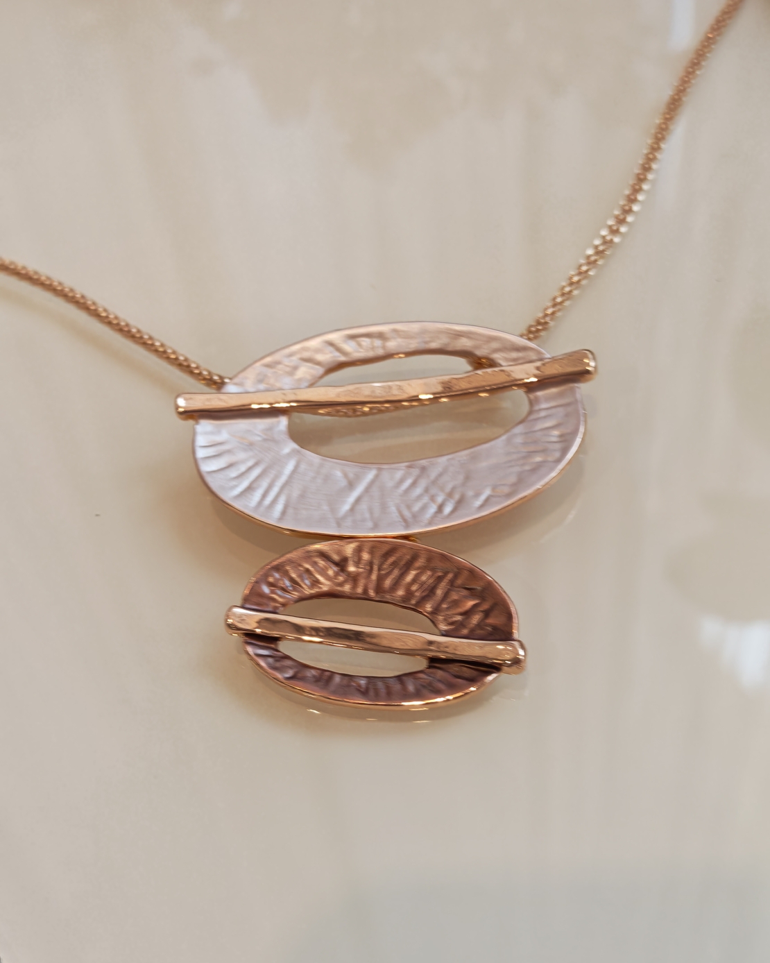 Дамско колие