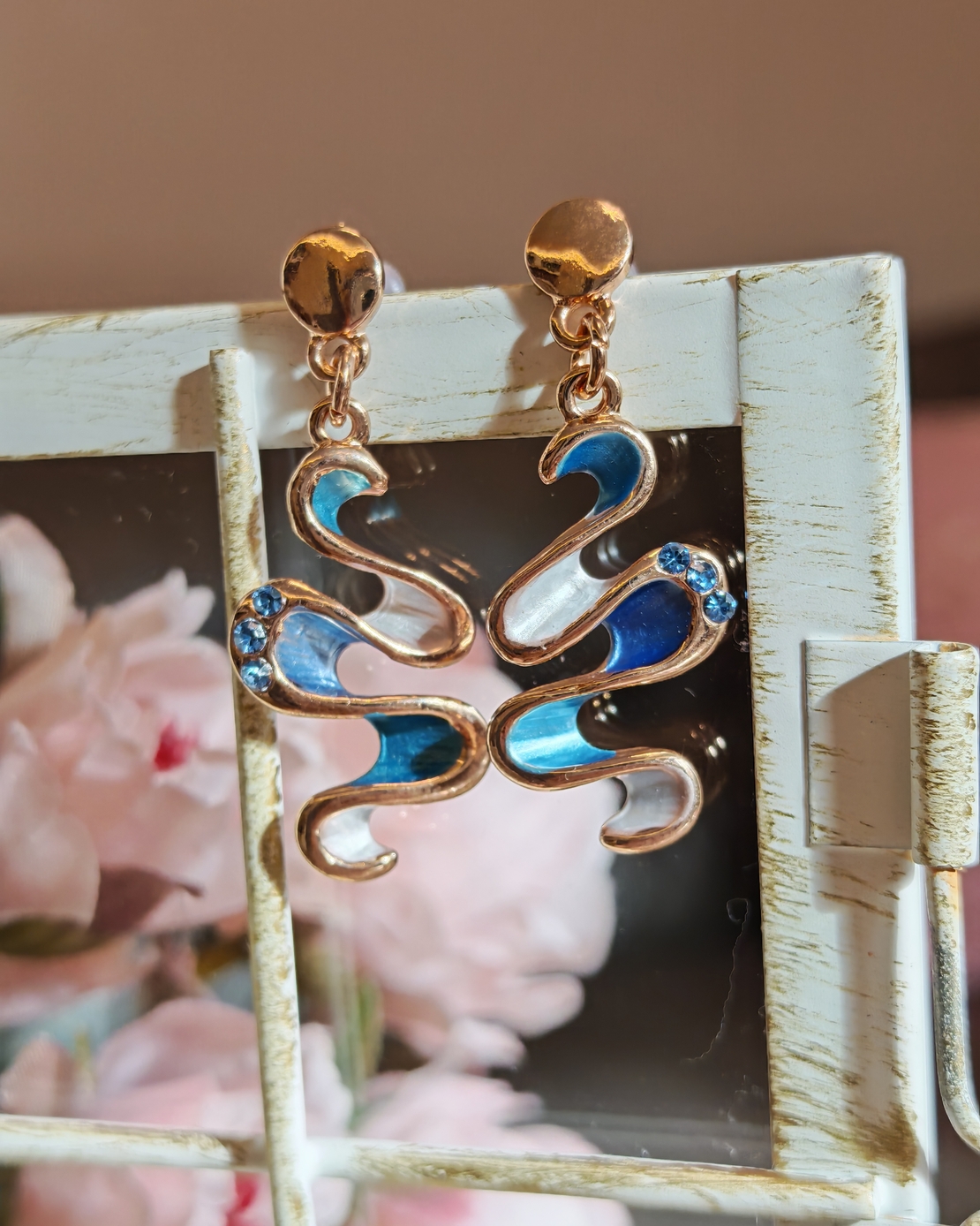 Дамски обици