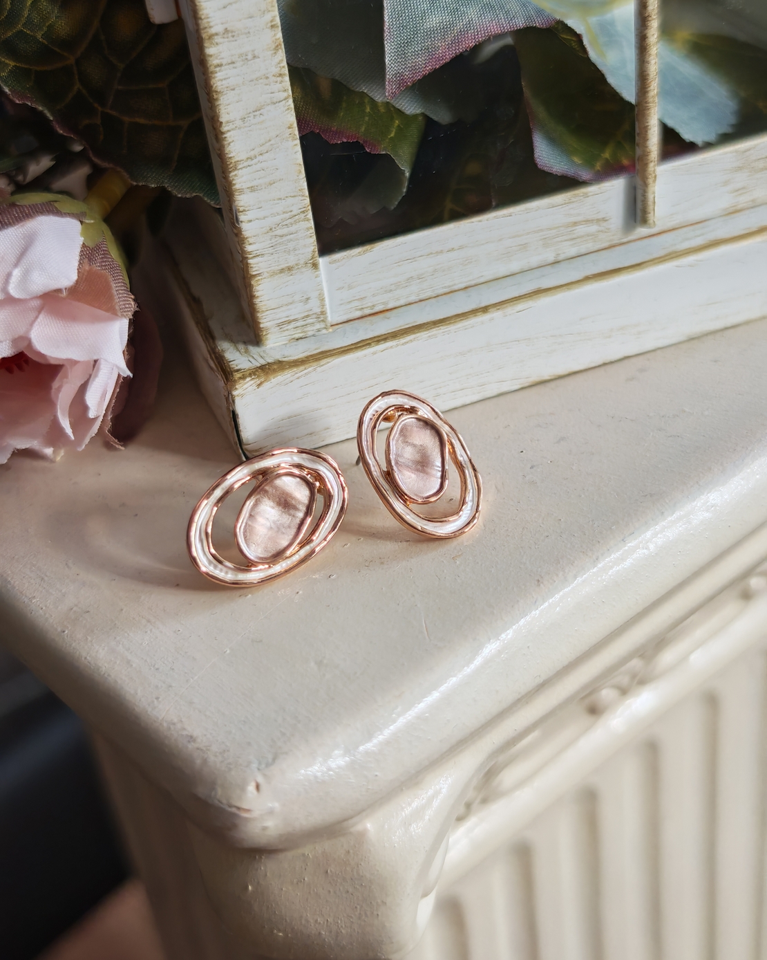 Дамски обици