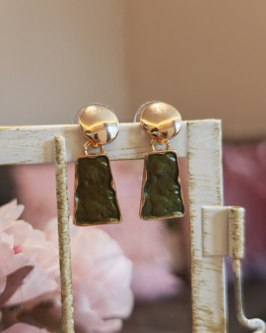 Дамски обици