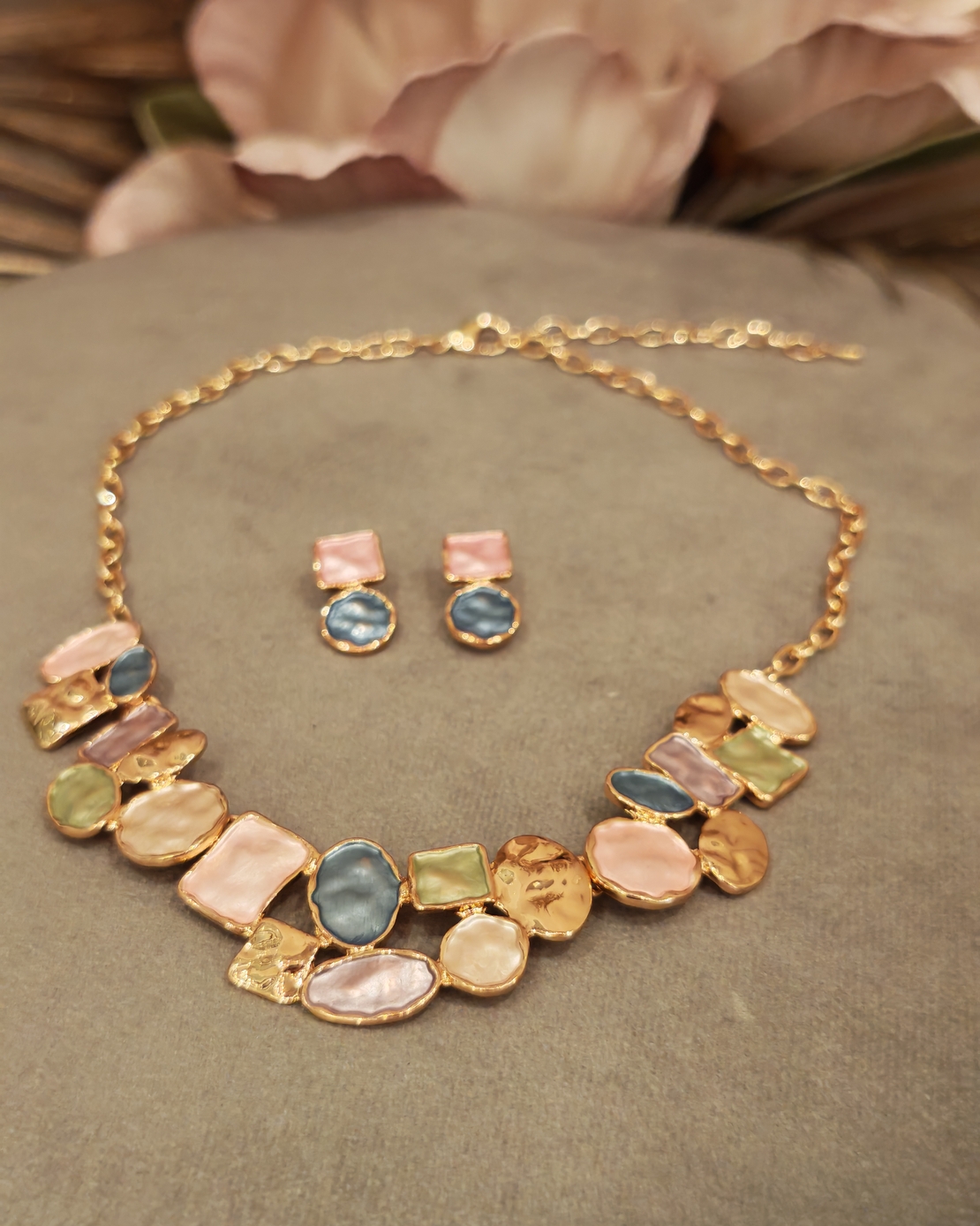 Дамски комплекти