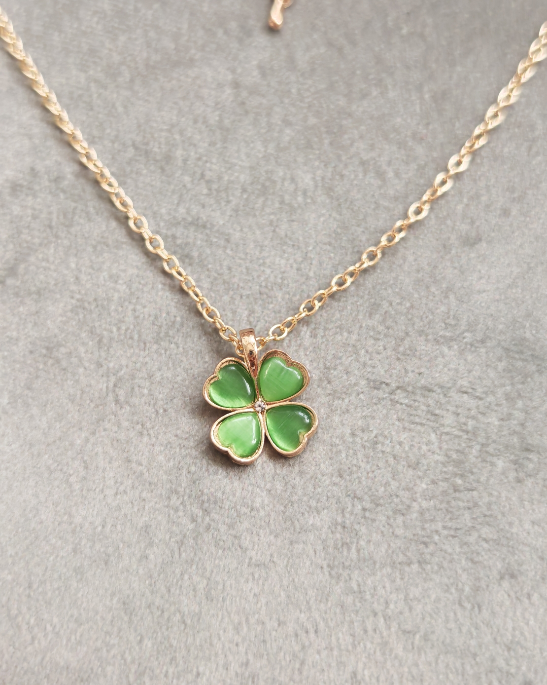 Дамски колиета детелина