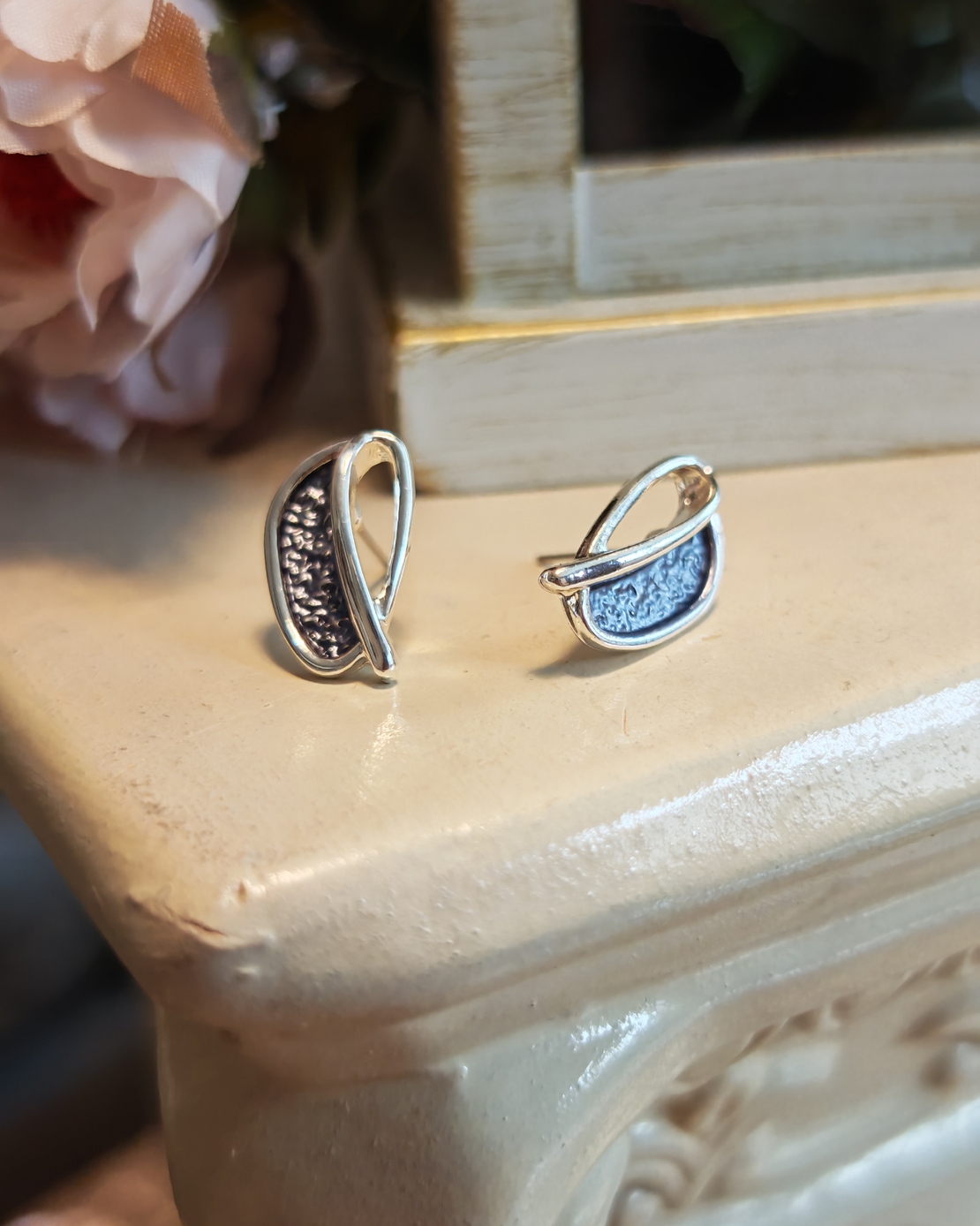 Дамски обици