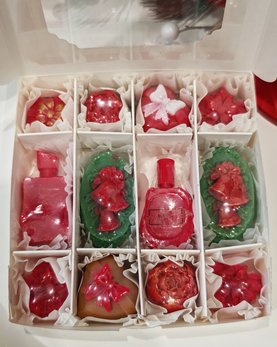 Коледно настроение в кутия