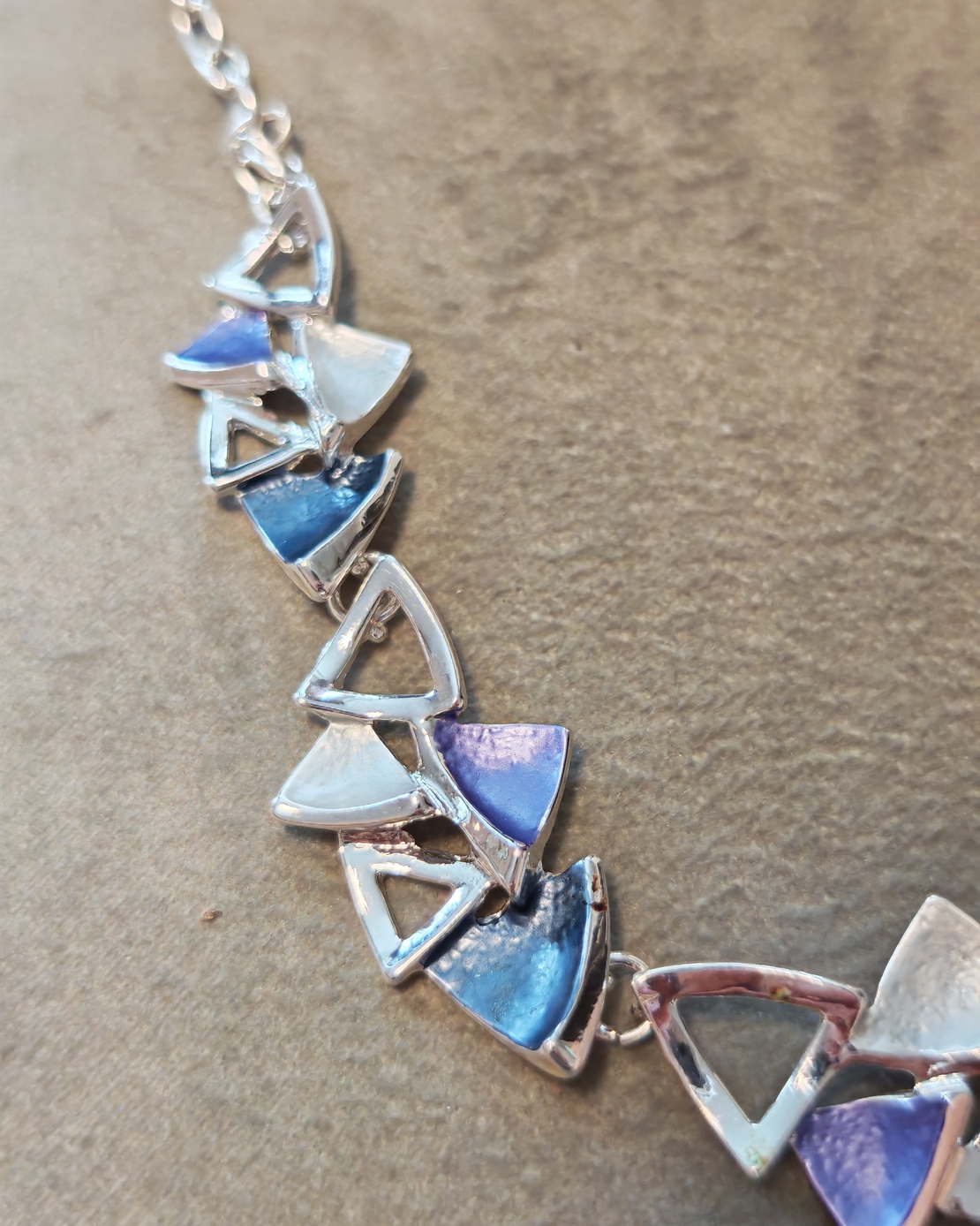 Дамско колие