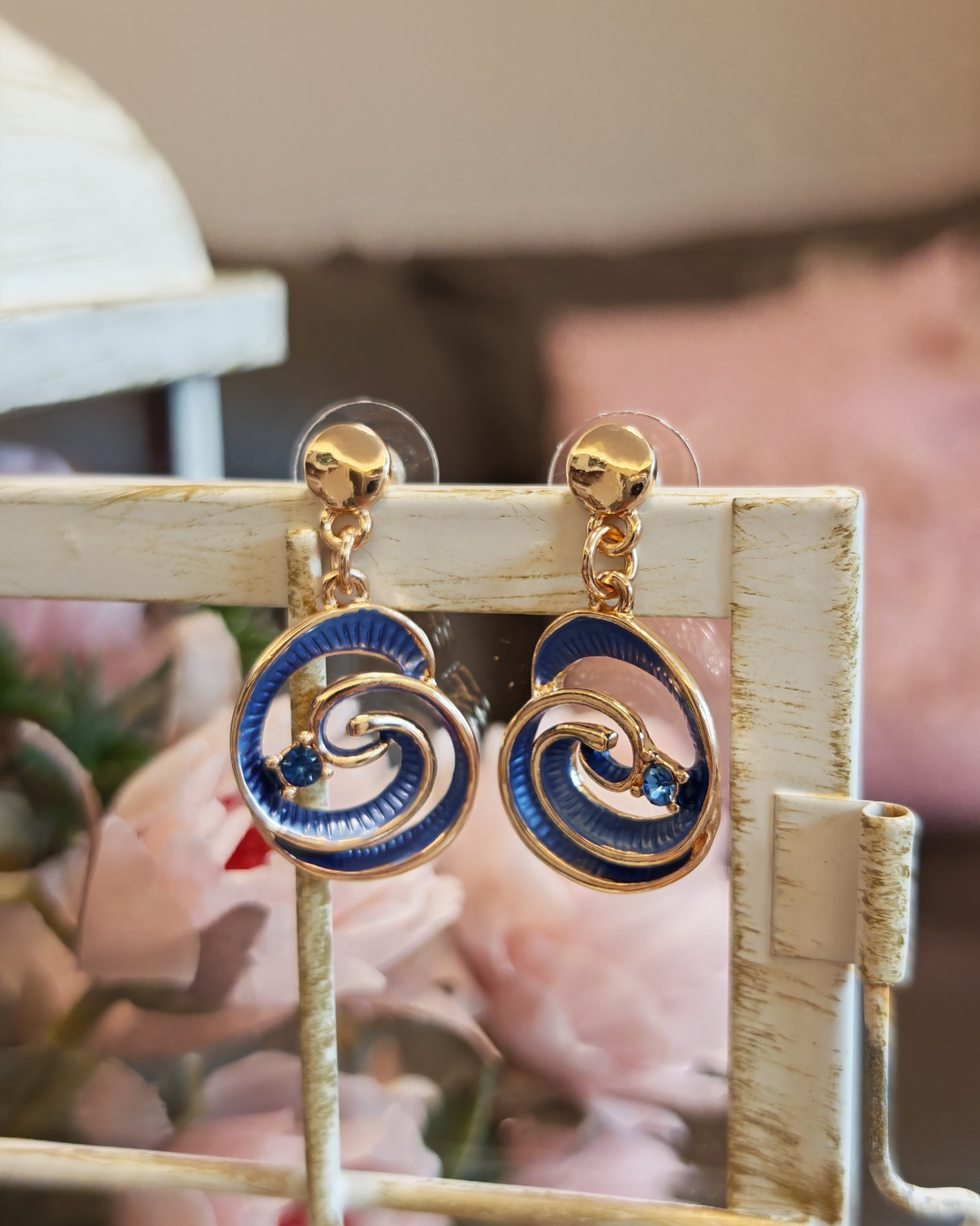 Дамски обици