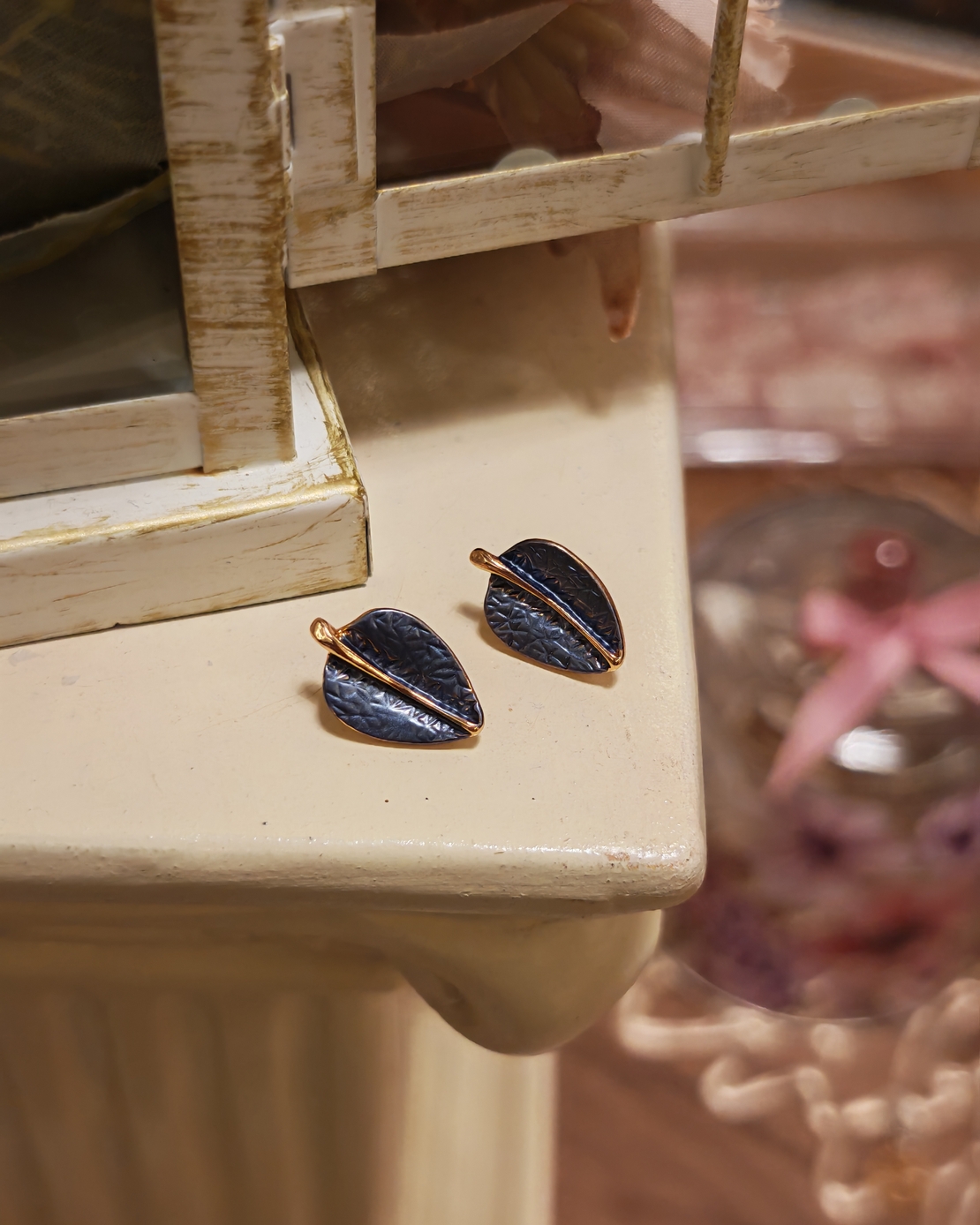 Дамски обици