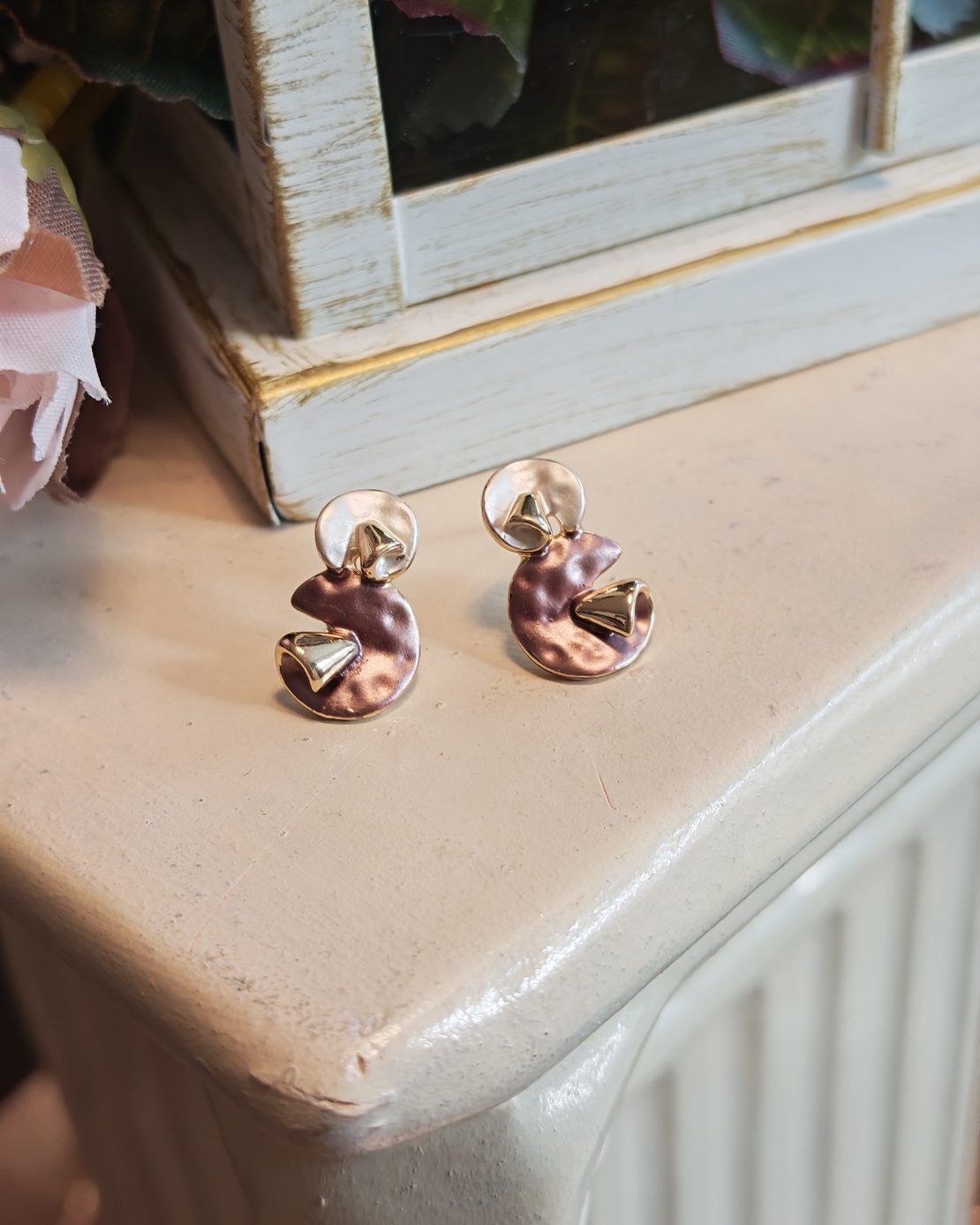 Дамски обици