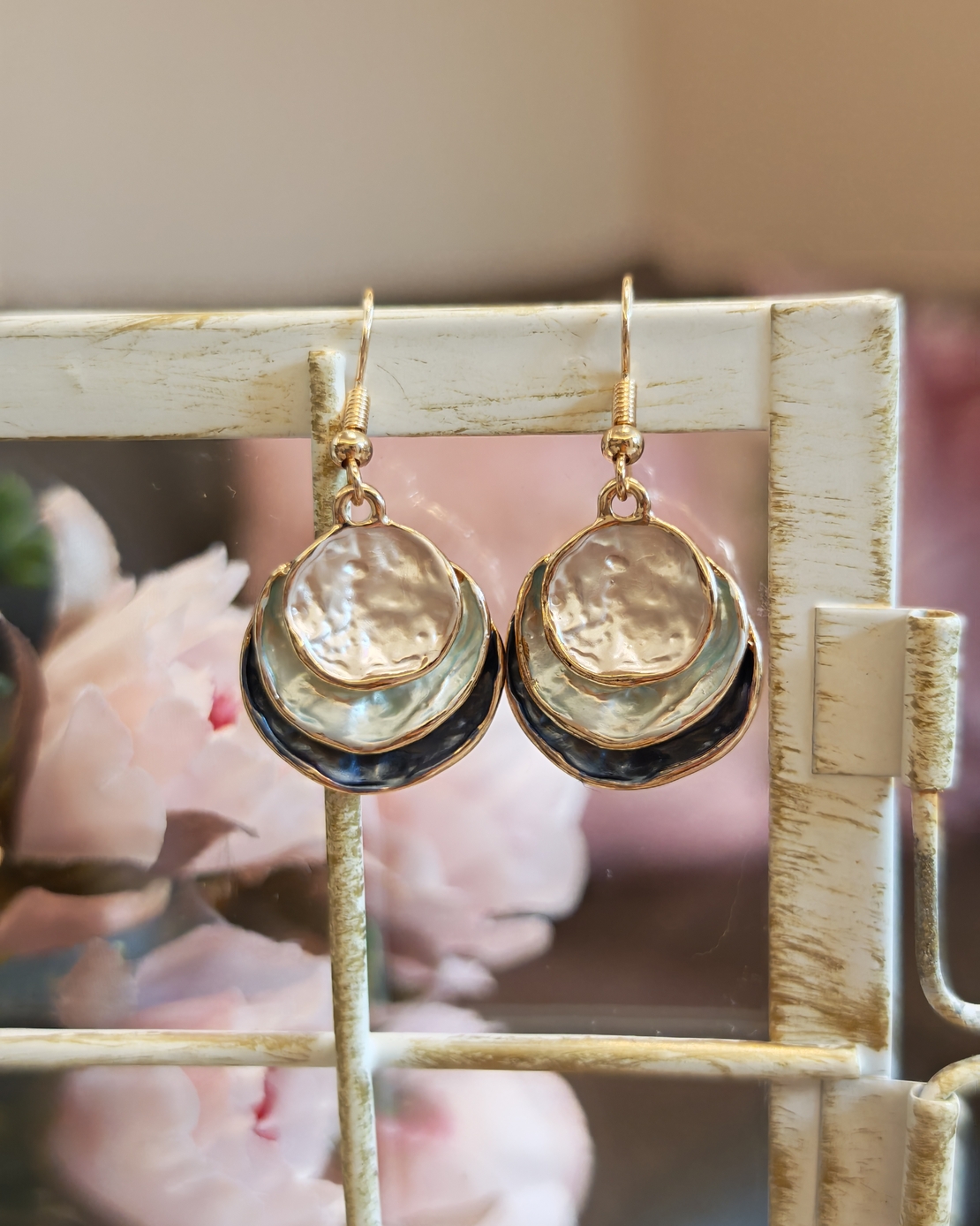 Дамски обици