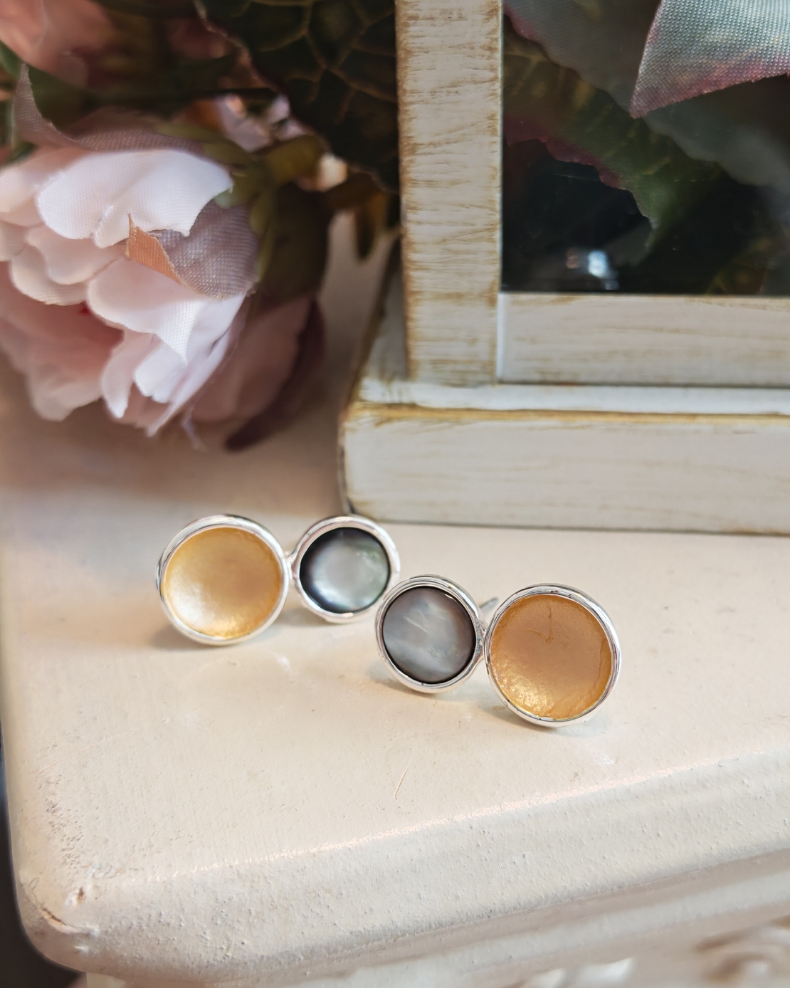 Дамски обици