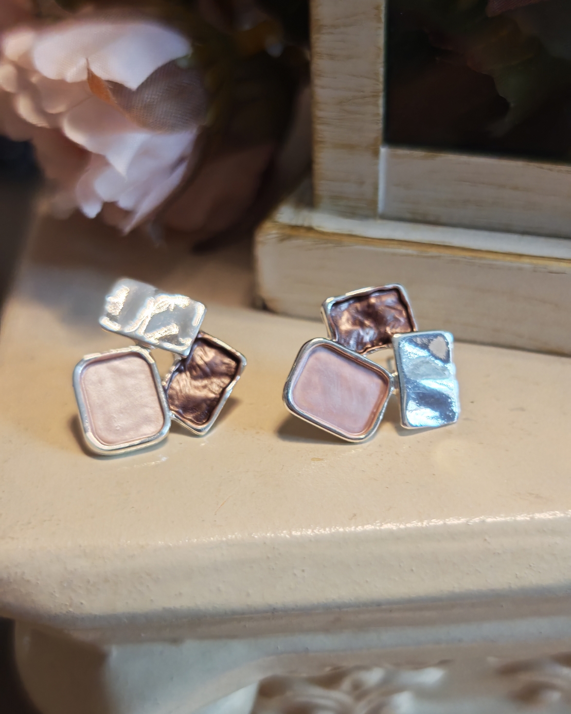 Дамски обици