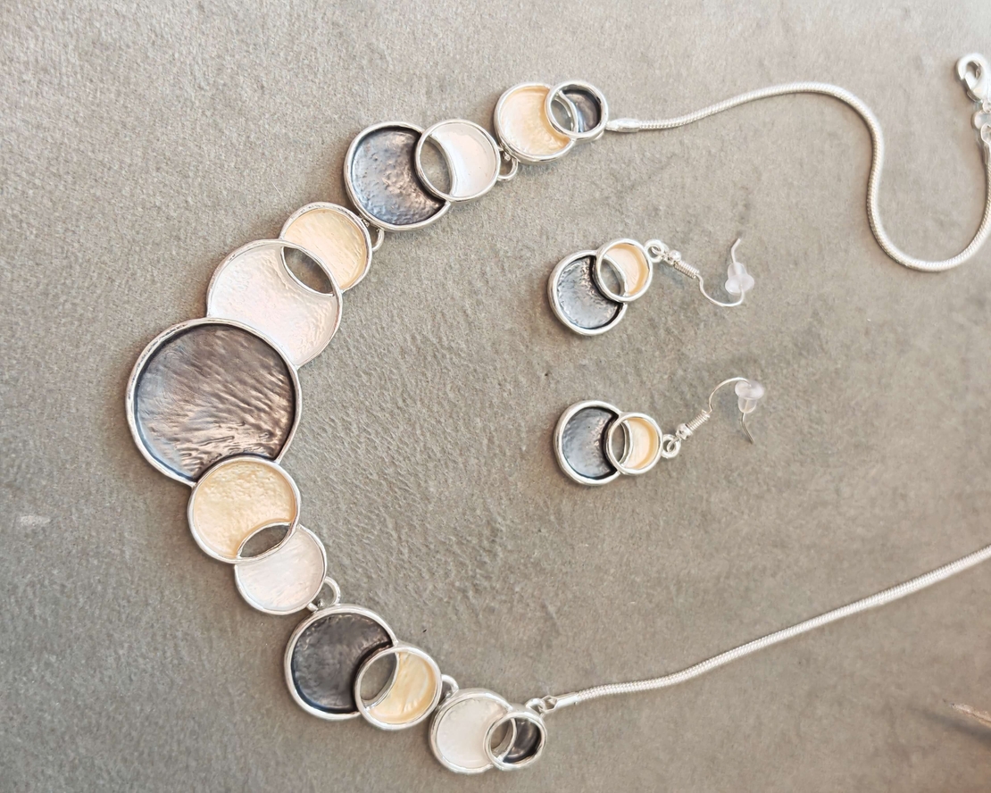 Дамски комплект