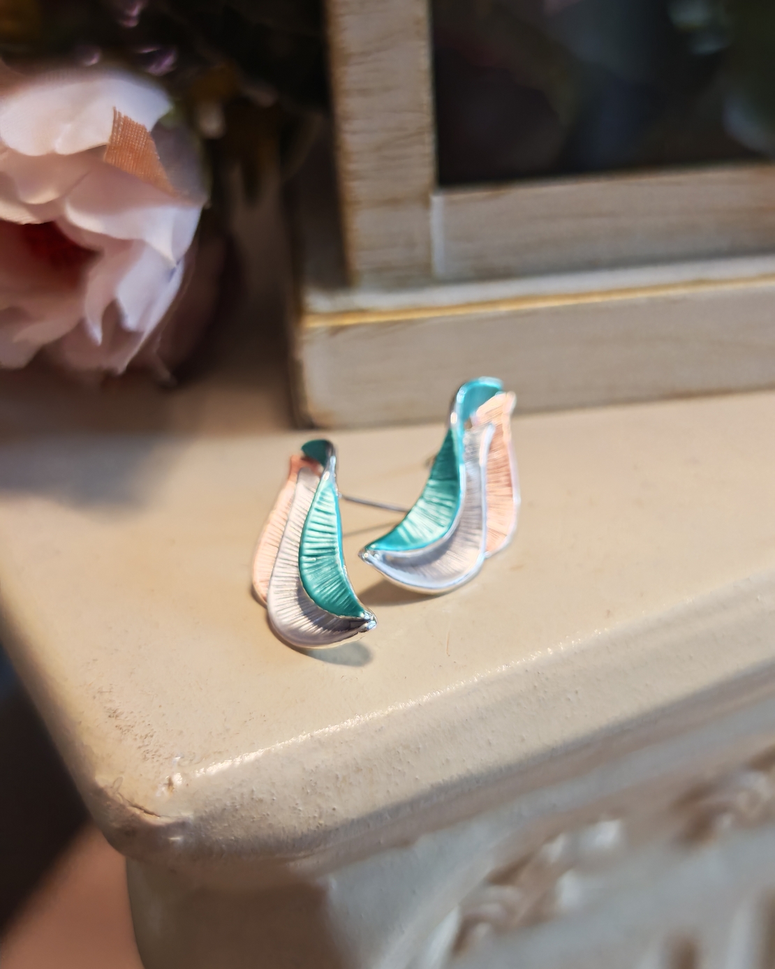 Дамски обици