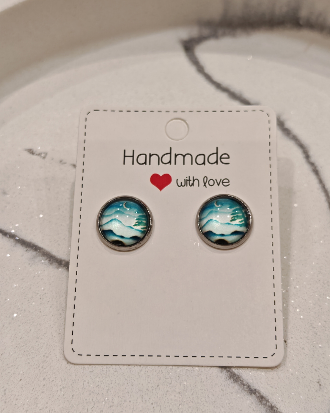 Дамски обици