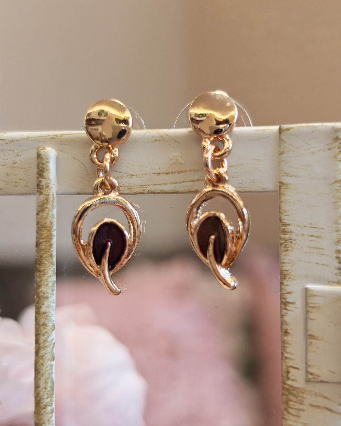 Дамски обици