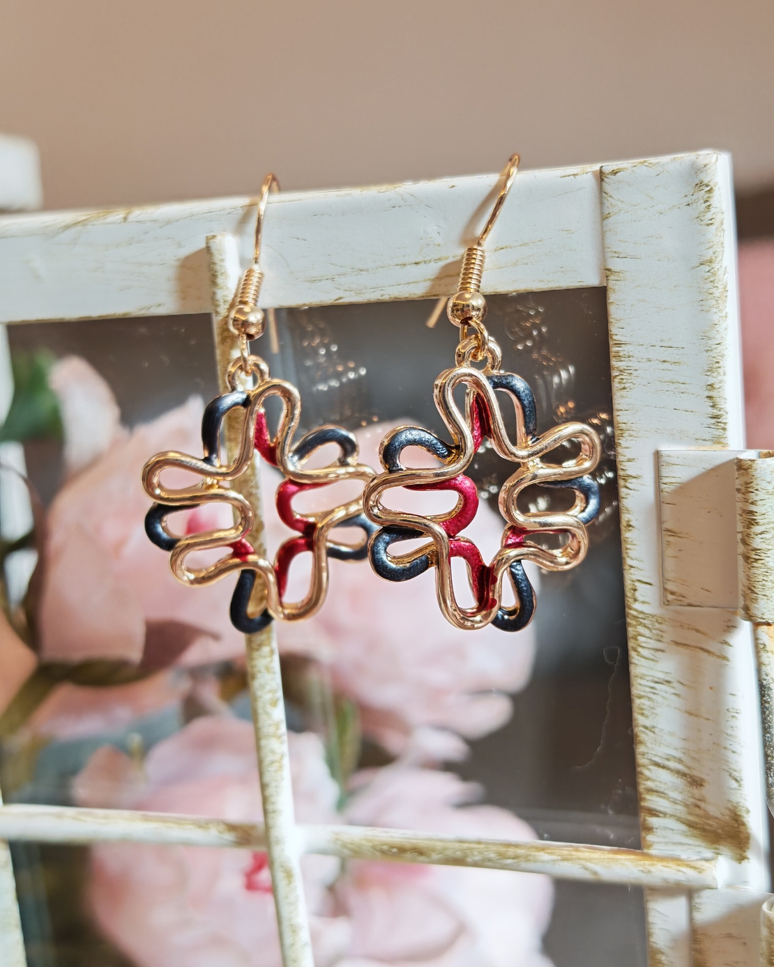 Дамски обици