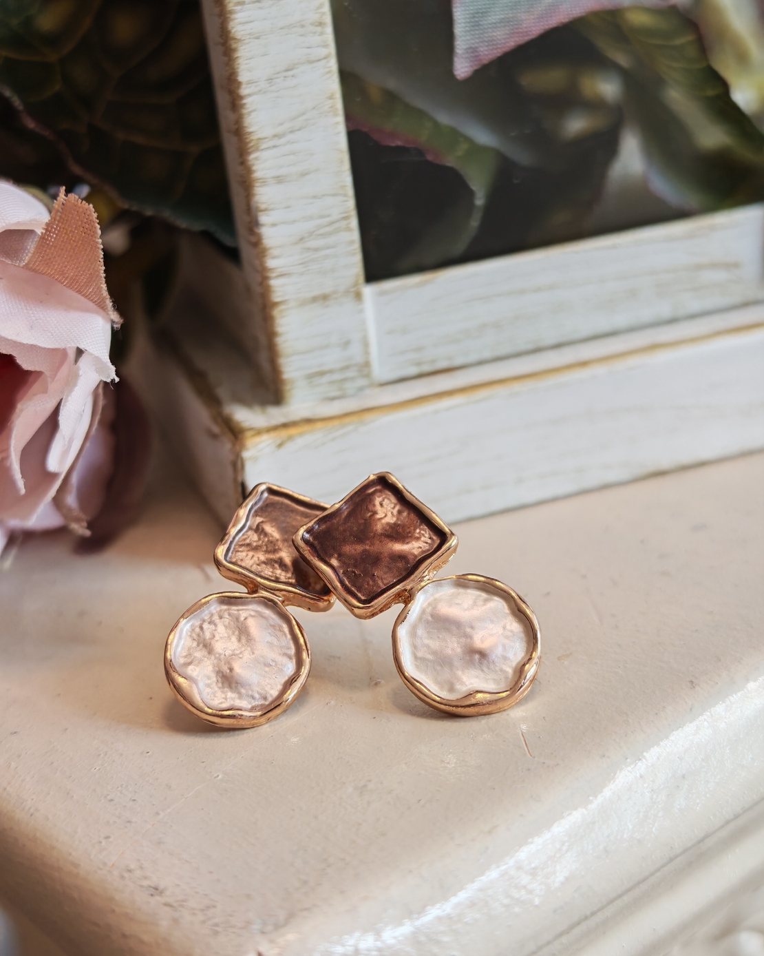 Дамски обици