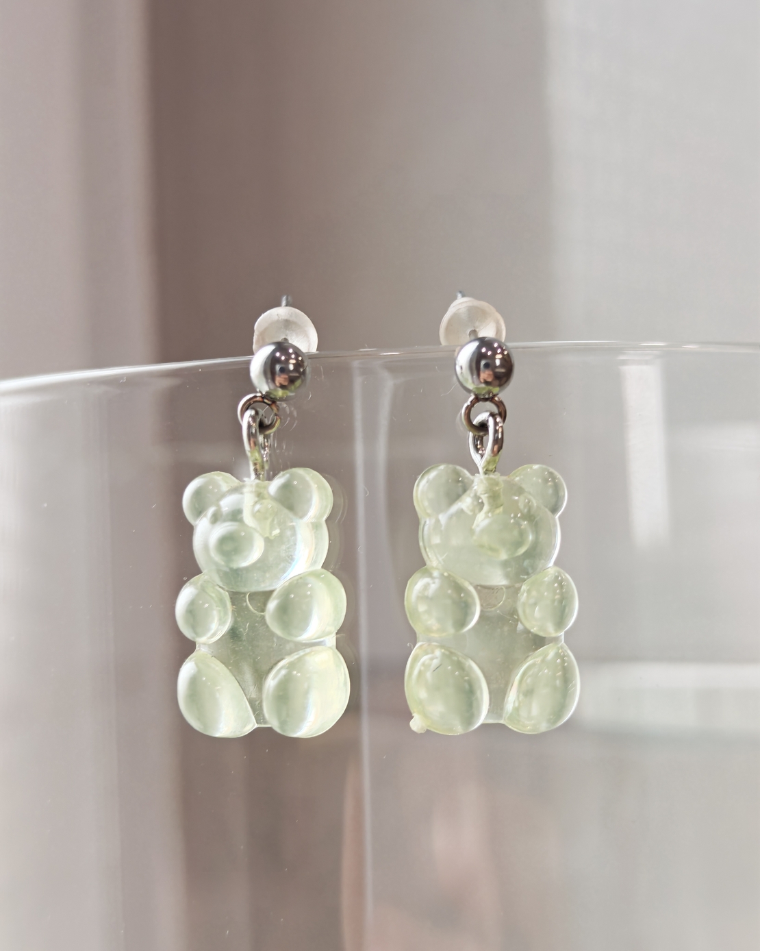 Дамски обици