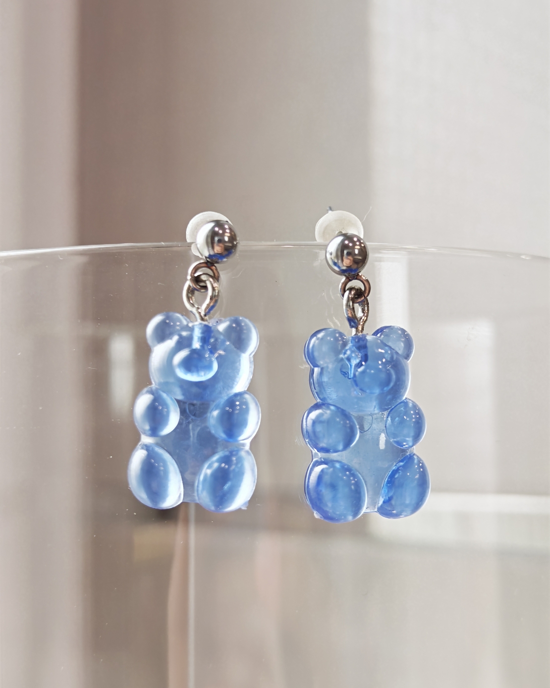 Дамски обици