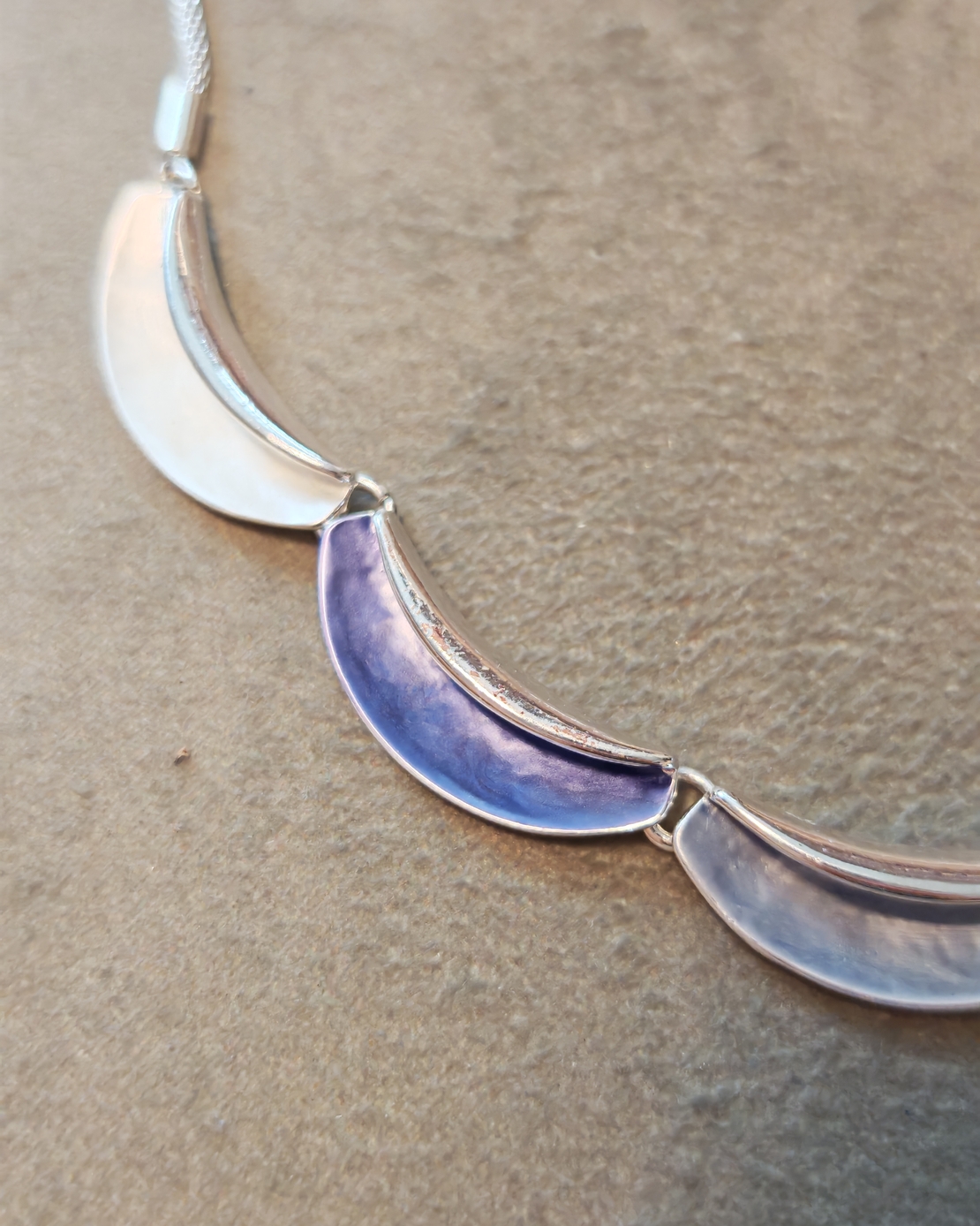 Дамско колие