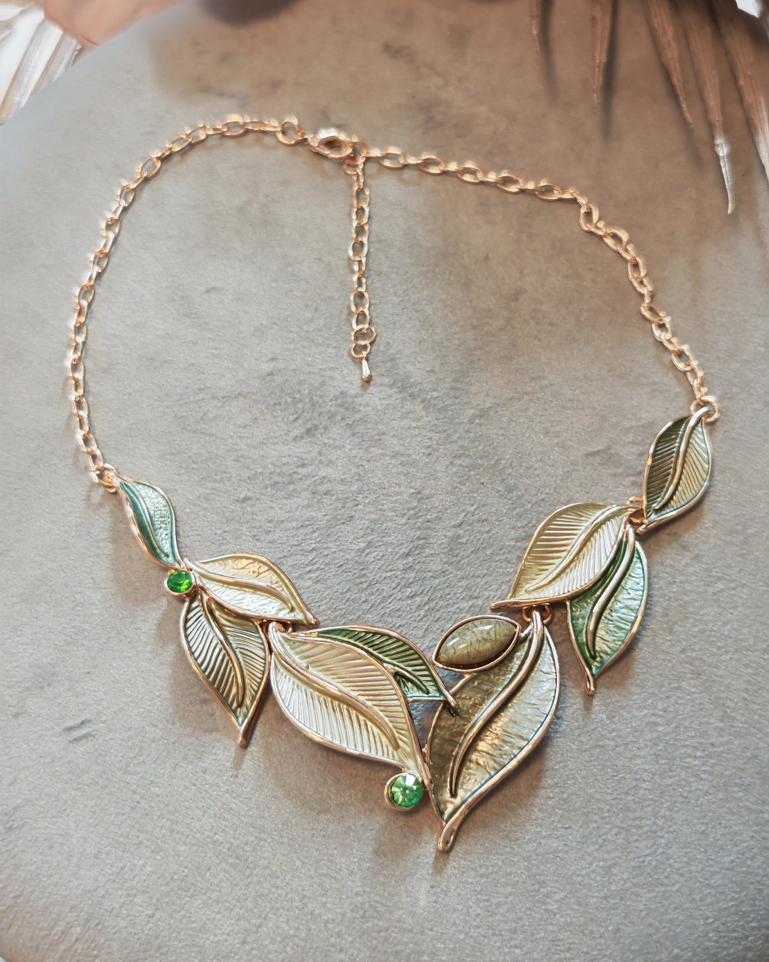 Дамска колиета