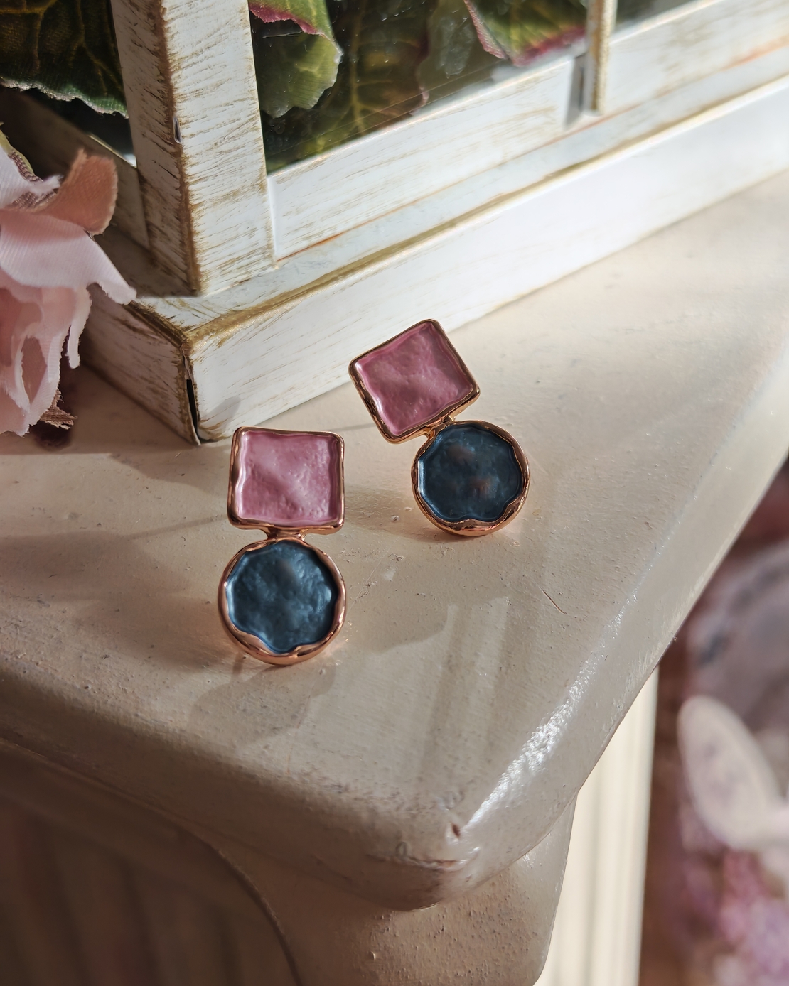 Дамски обици