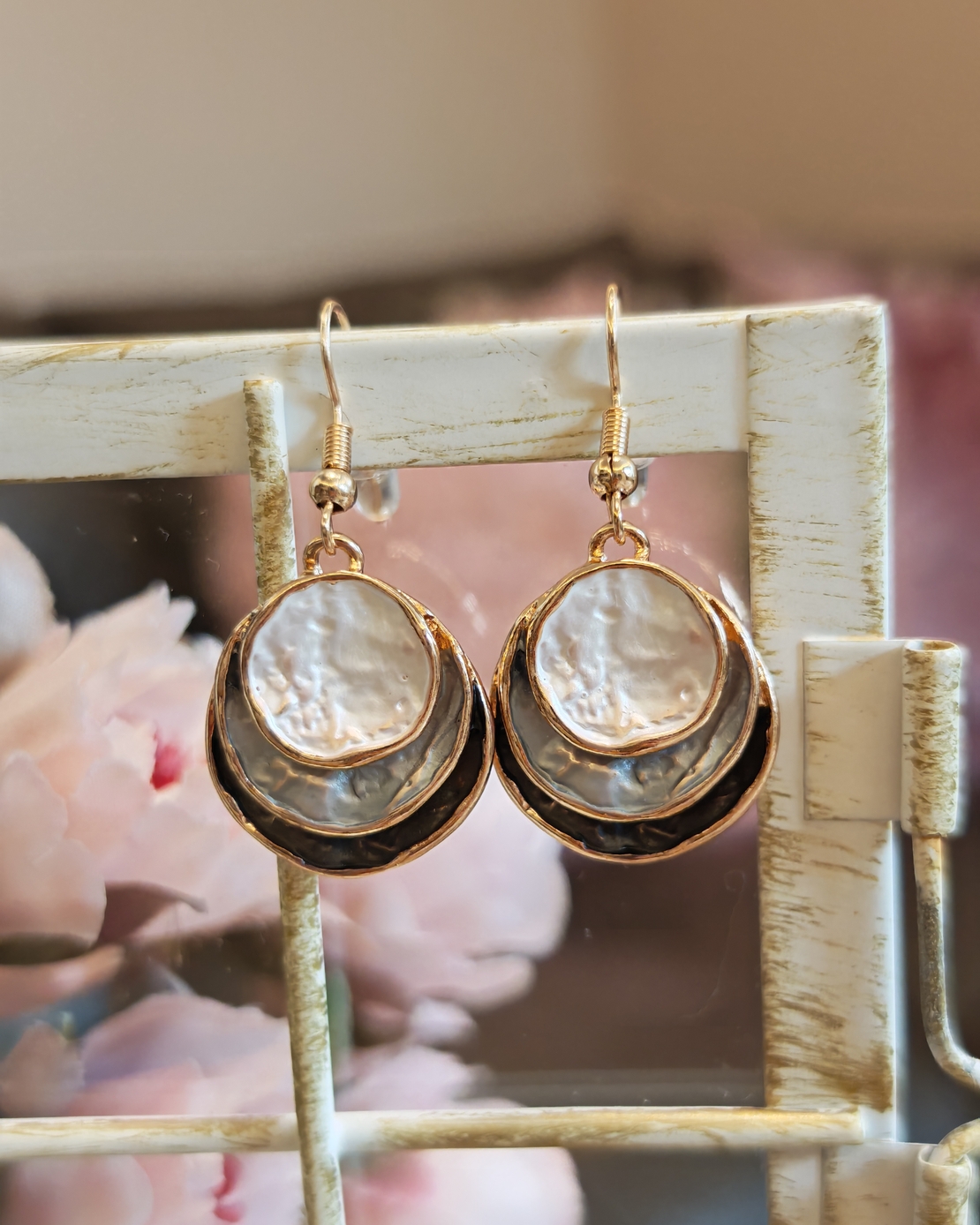 Дамски обици