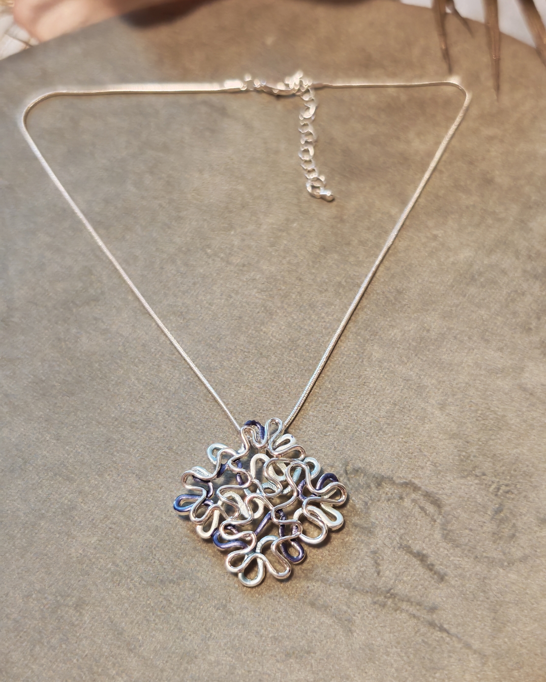 Колие с медальон