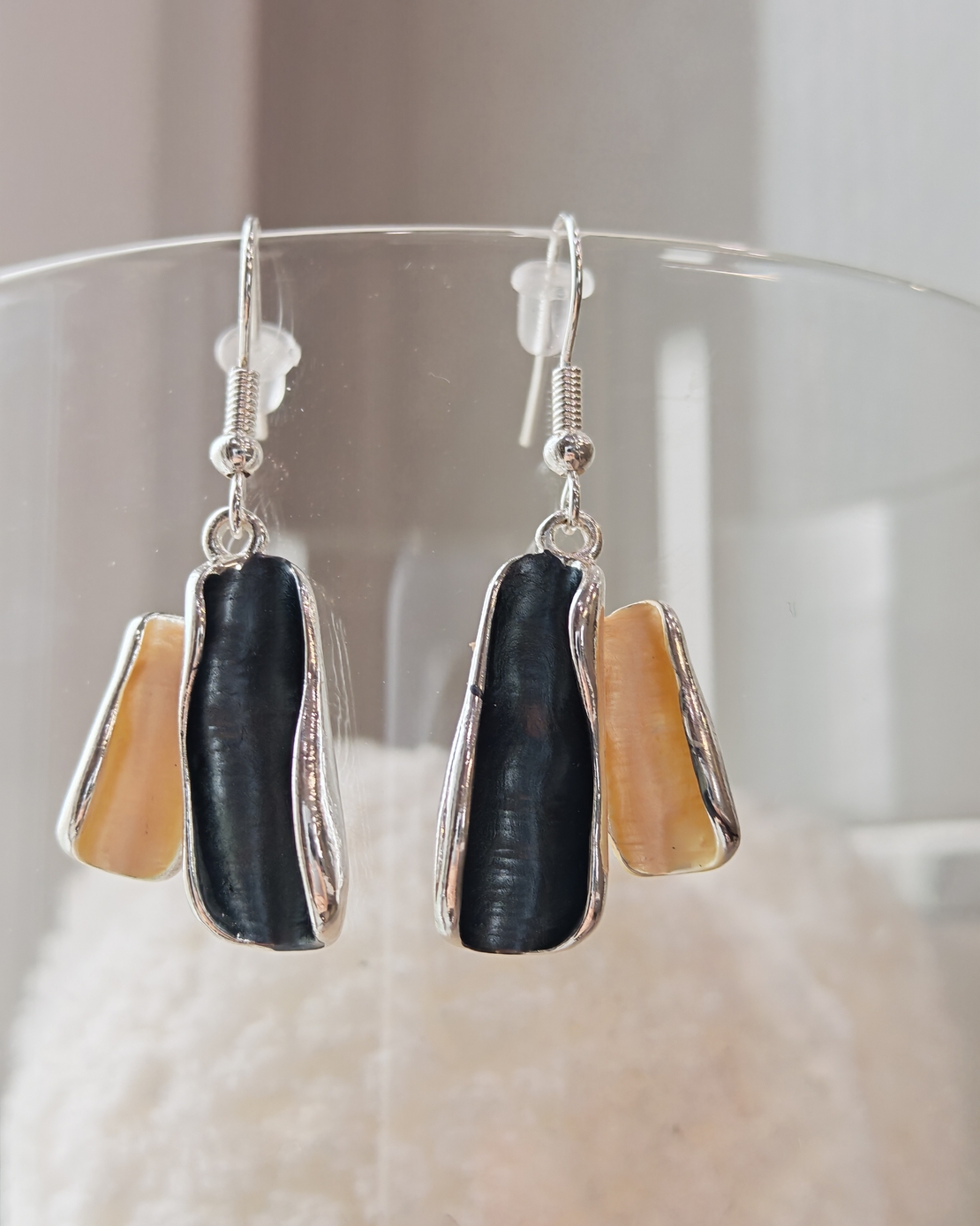 Дамски обици