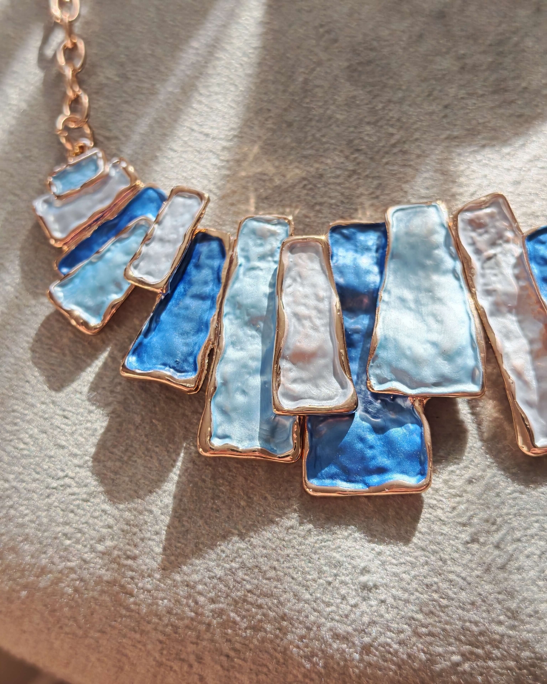 Дамско колие