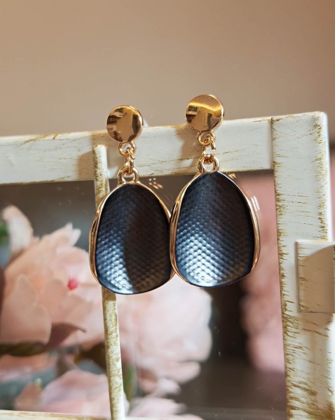 Дамски обици