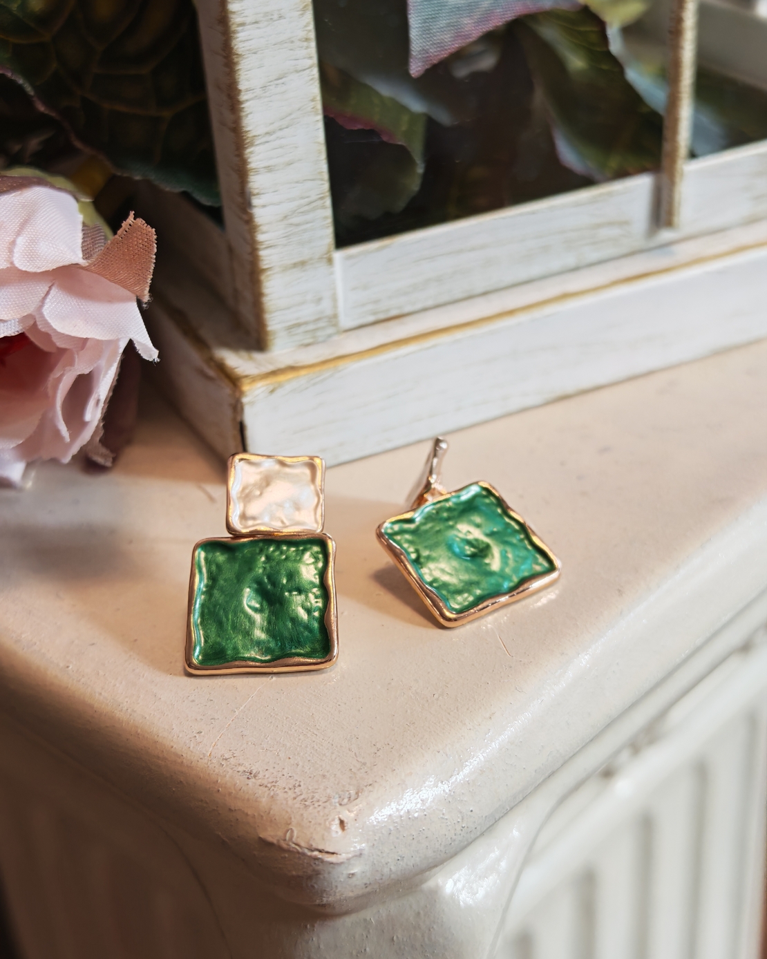 Дамски обици