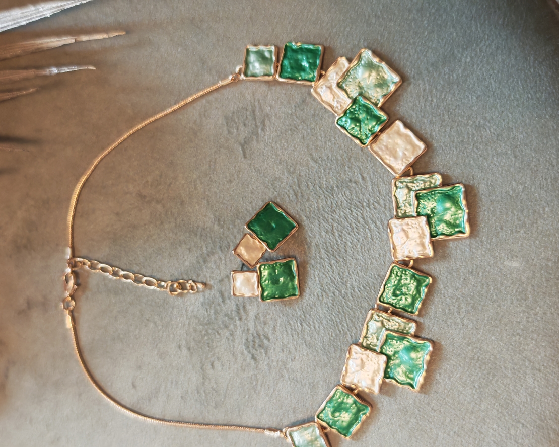 Дамски комплект