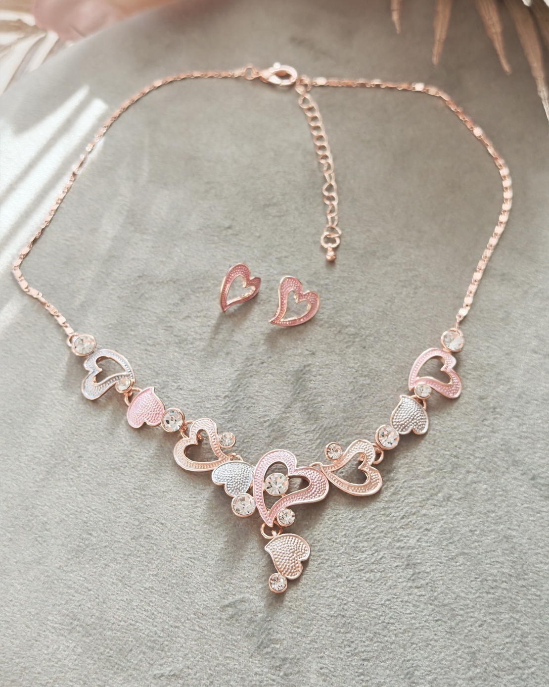 Дамско колие