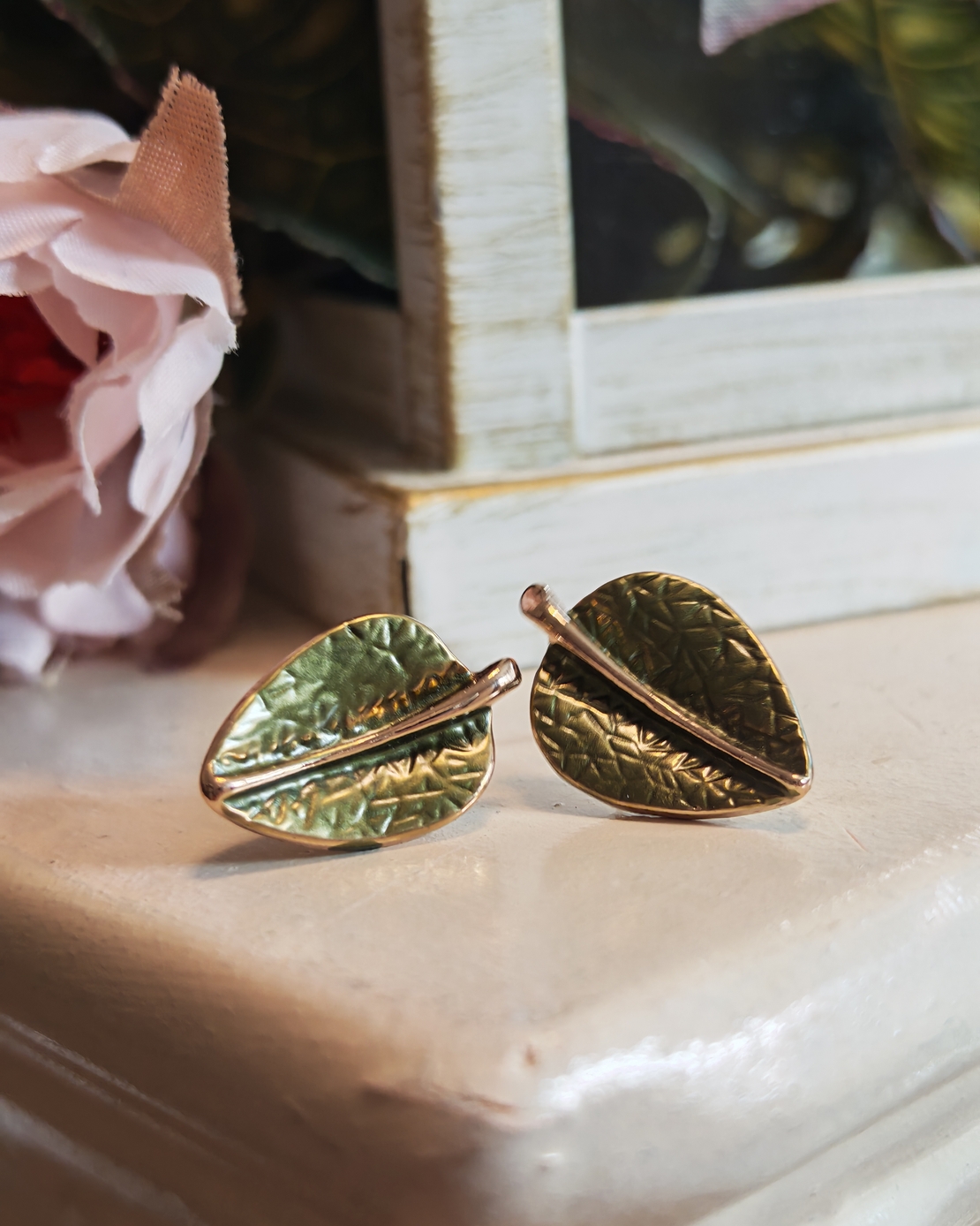 Дамски обици