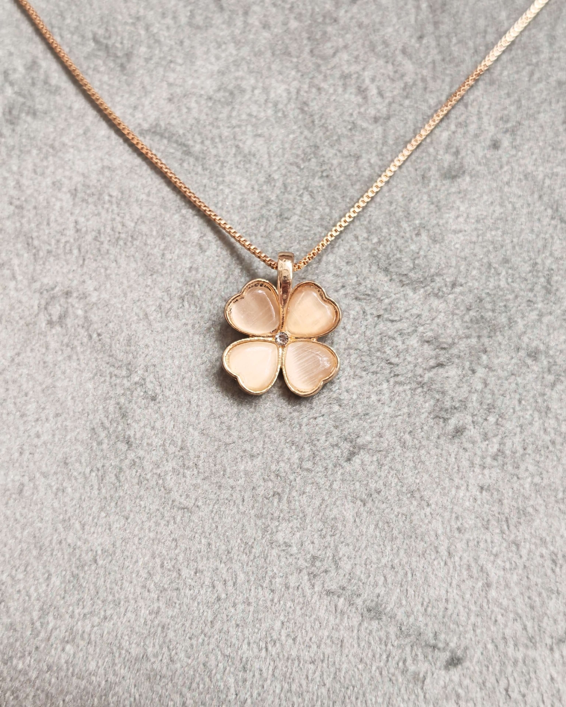 Дамски колиета детелина