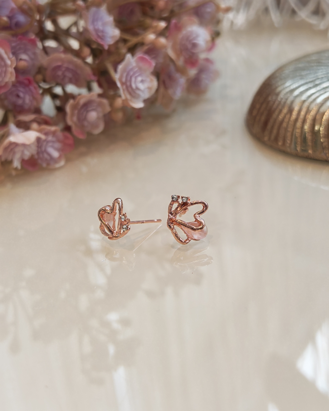 Дамска обици