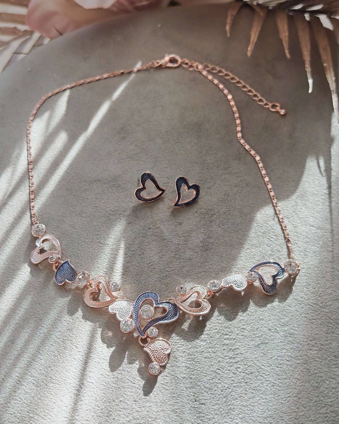 Дамски комплекти